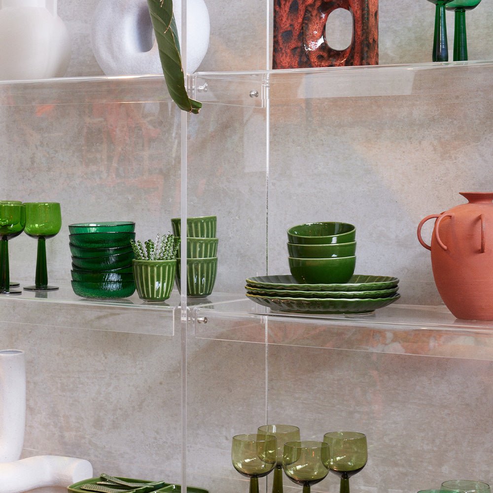 The Emeralds: Ceramic Dinner Plate Ribbed Green