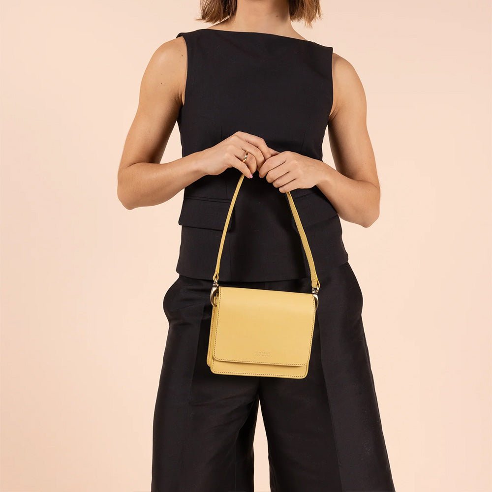Mini sac classique en cuir jaune beurre Audrey