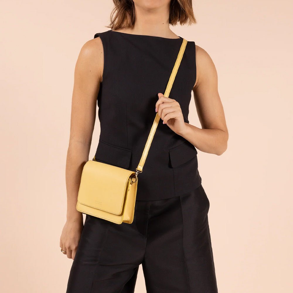 Mini sac classique en cuir jaune beurre Audrey