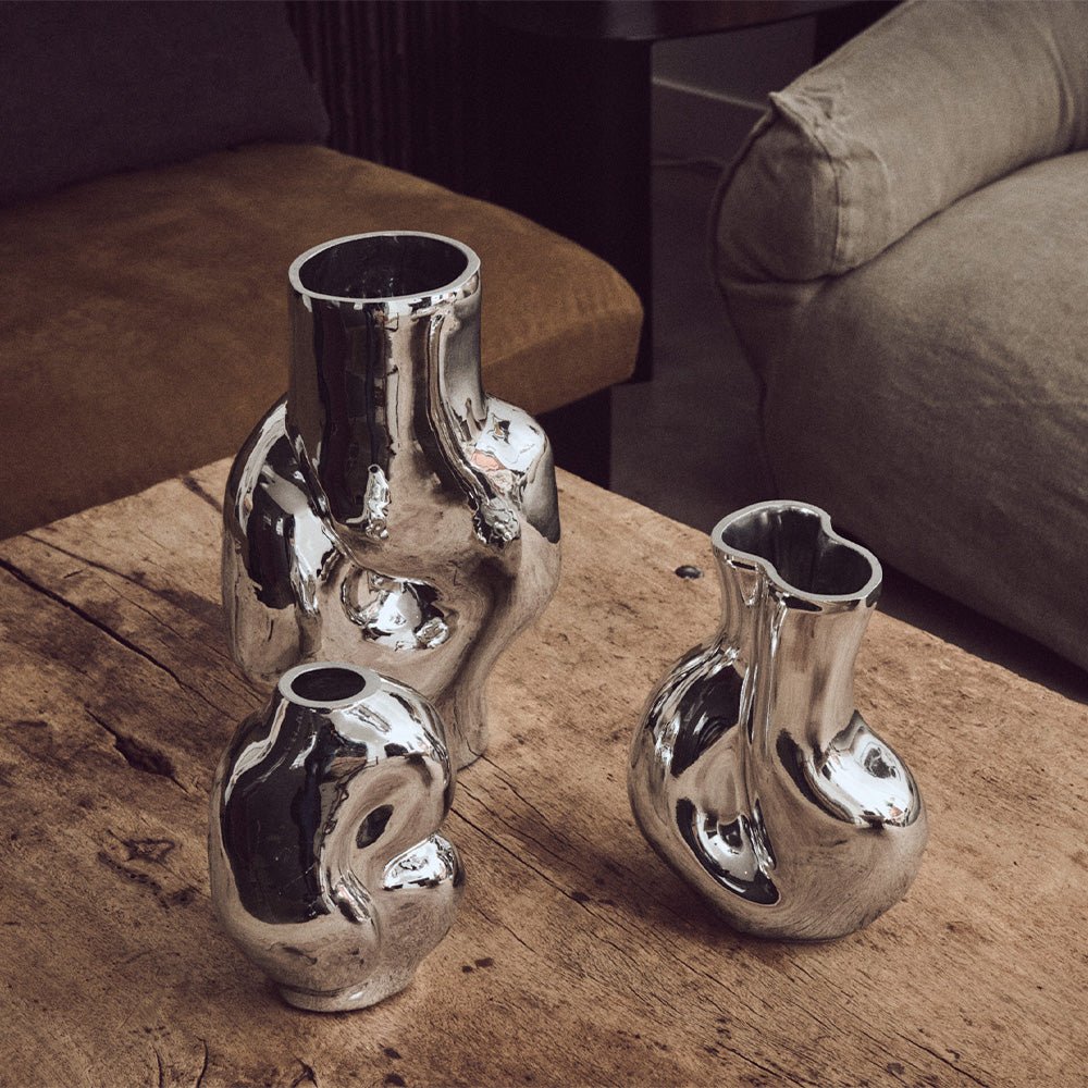 Petit vase en verre brillant chromé