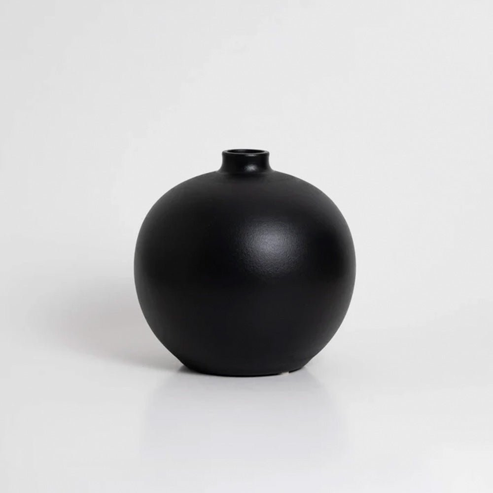 Blanc 03 Black Vase
