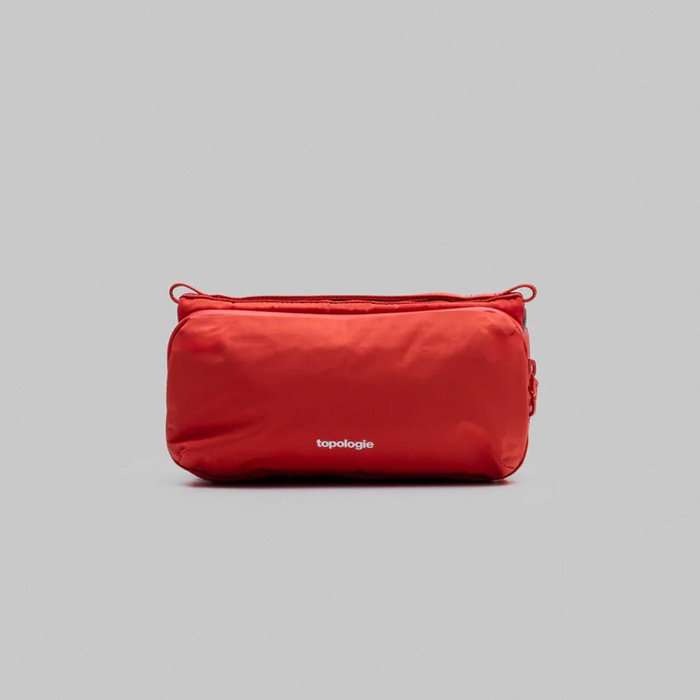 Bouteille Sacoche Medium Rouge Tech satin