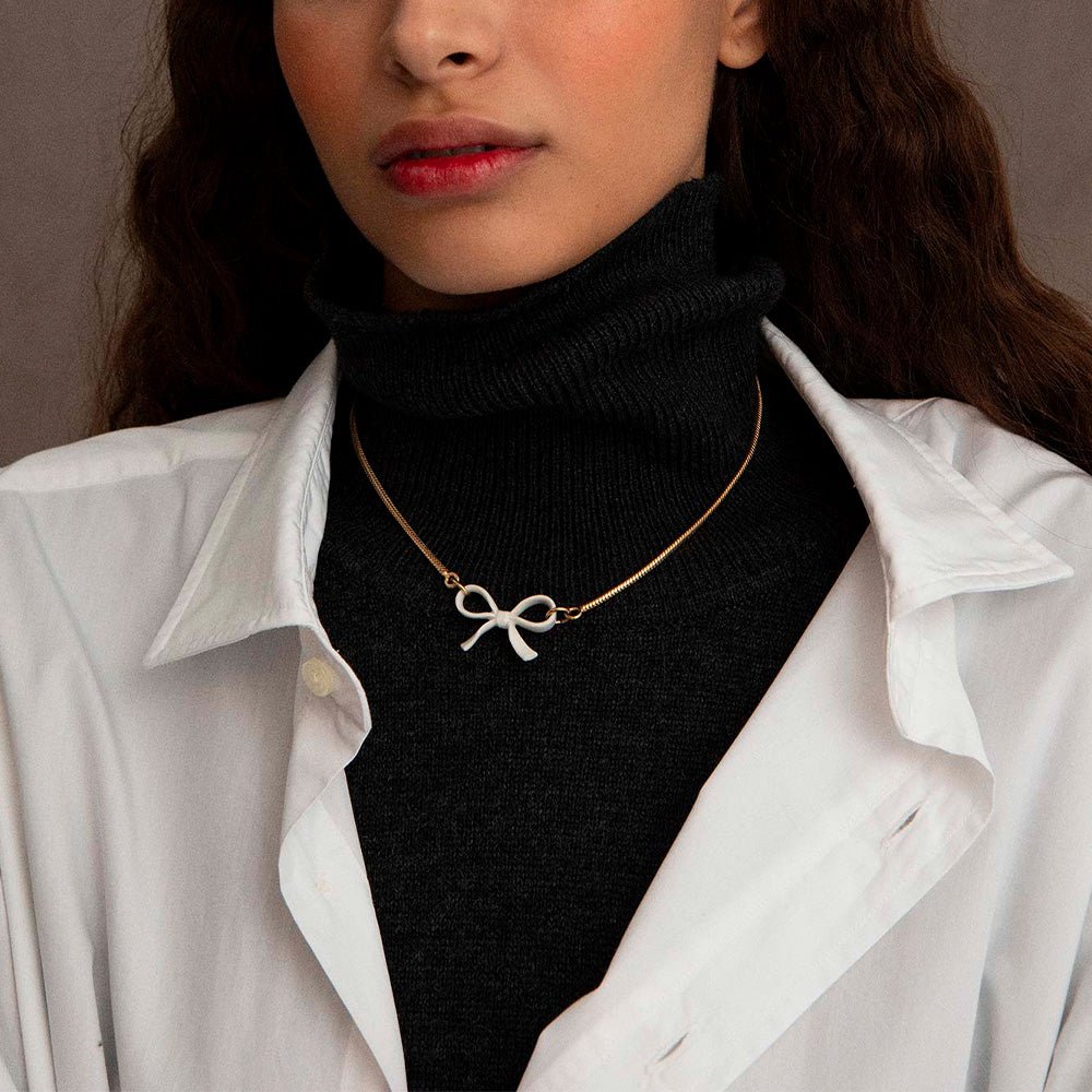 Bow Chain Choker