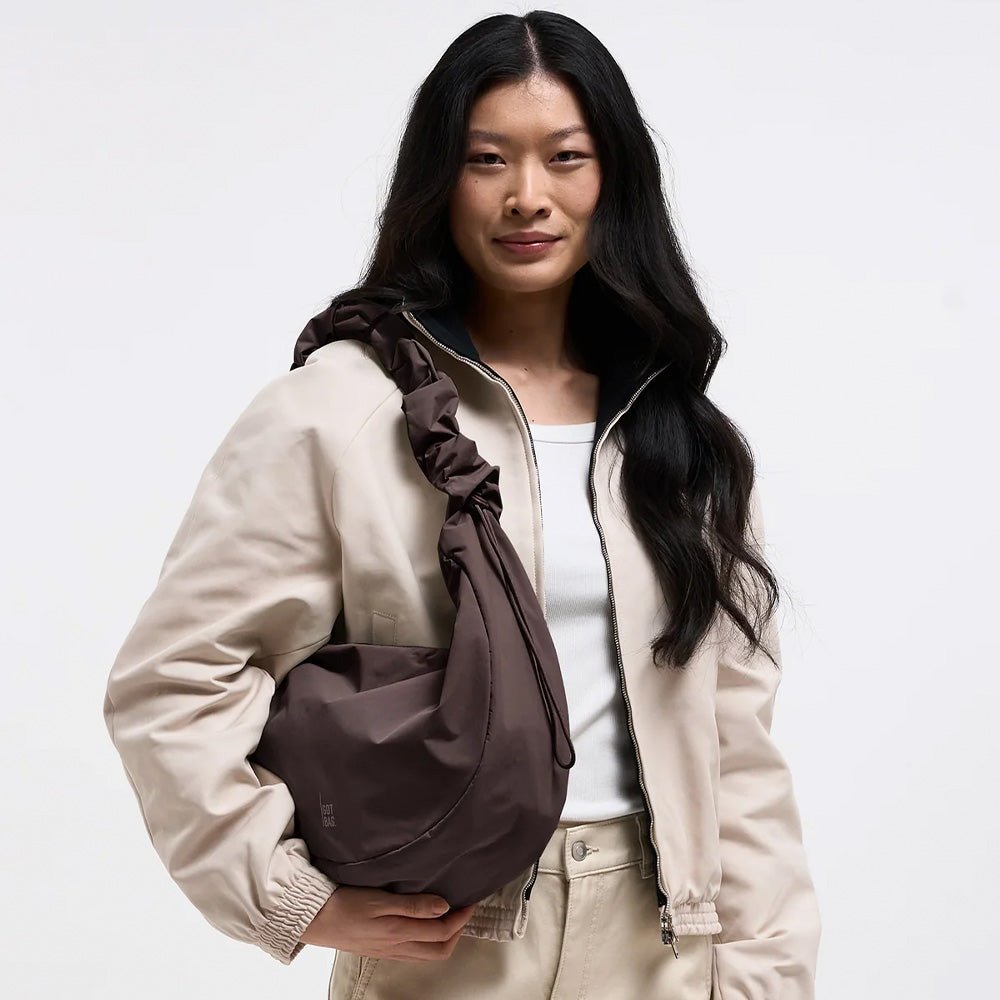 Moon Bag Ruffle Sea Lion