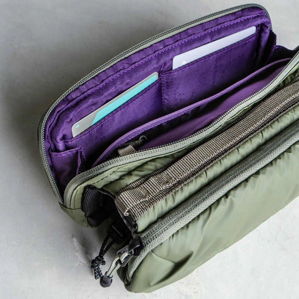 Bottle Sacoche Medium Black Dry