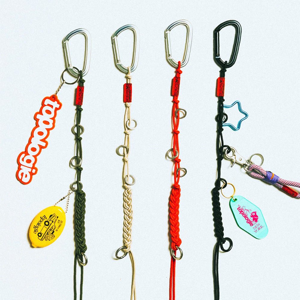 Porte-clés tressé rouge