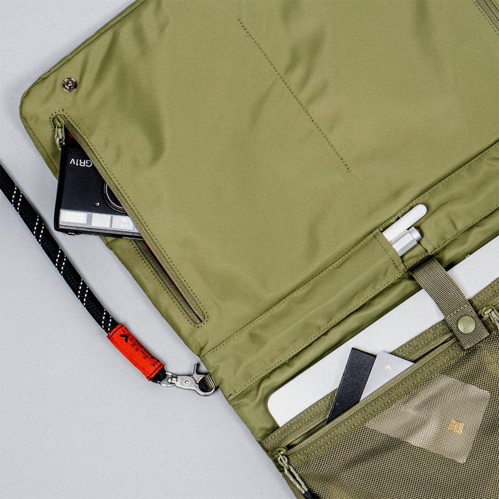 Sac plat grand noir sec