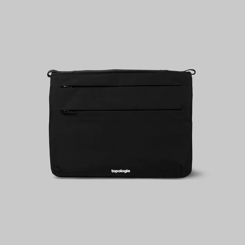 Flat Sacoche Medium Black (Tech Sateen)