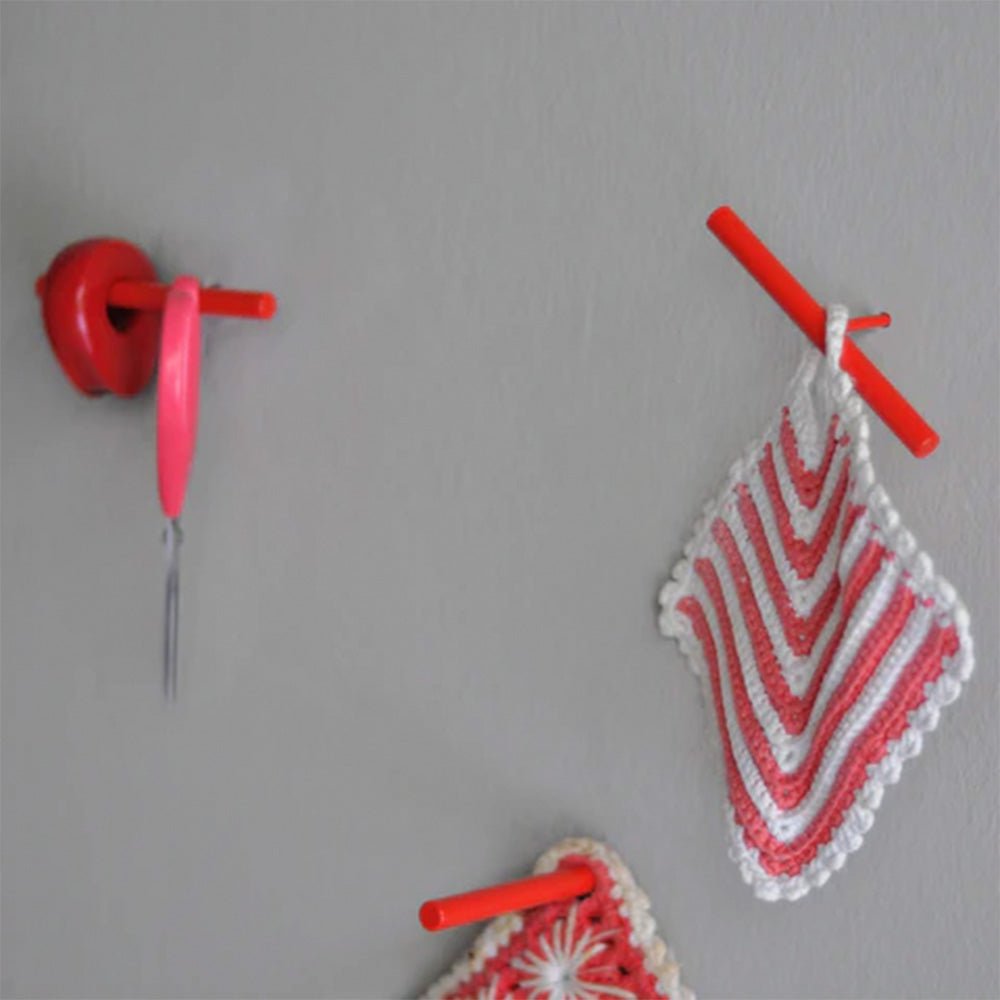 Line Hook S Neon Red