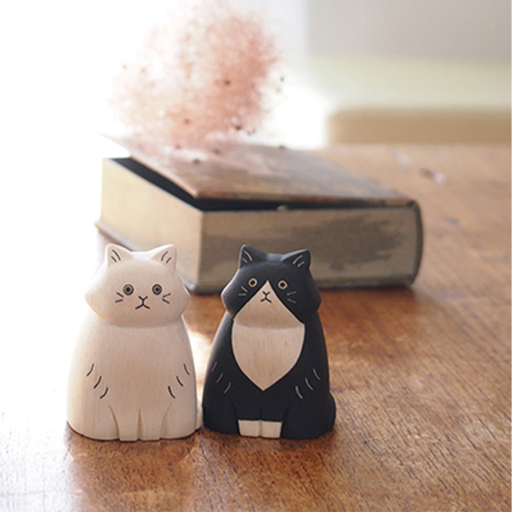 Pole Pole Wooden Animal Long Black Hair Hachiwara