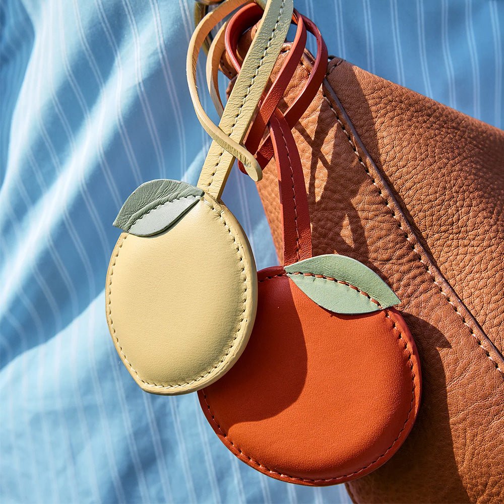Charm Bolso Limón - Butter Yellow Classic Leather