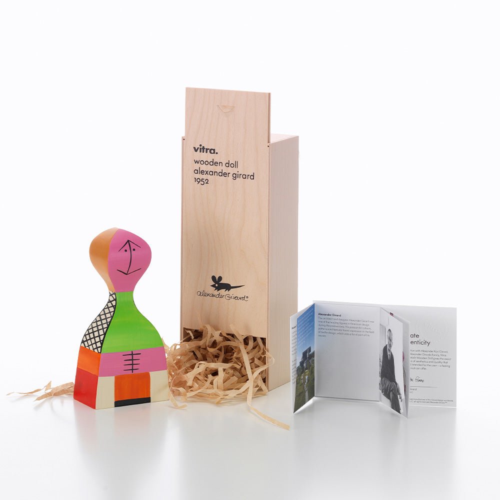 Poupée en bois n° 19