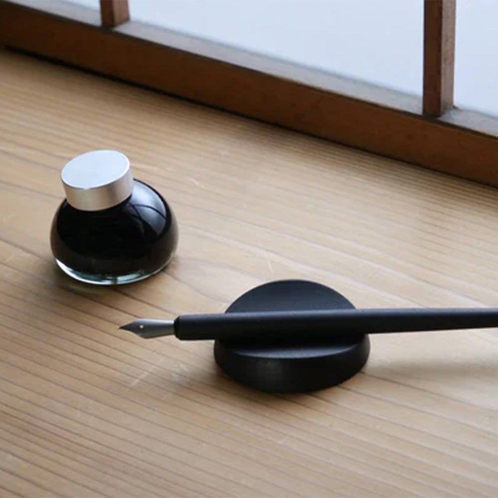 Soporte para Plumas Negro Urushi