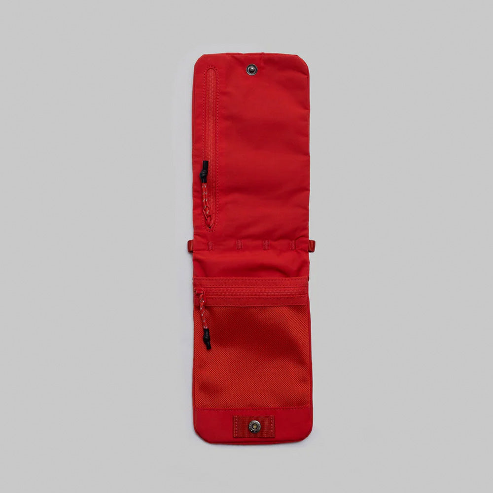 Sacoche pour téléphone rouge Tech Satin