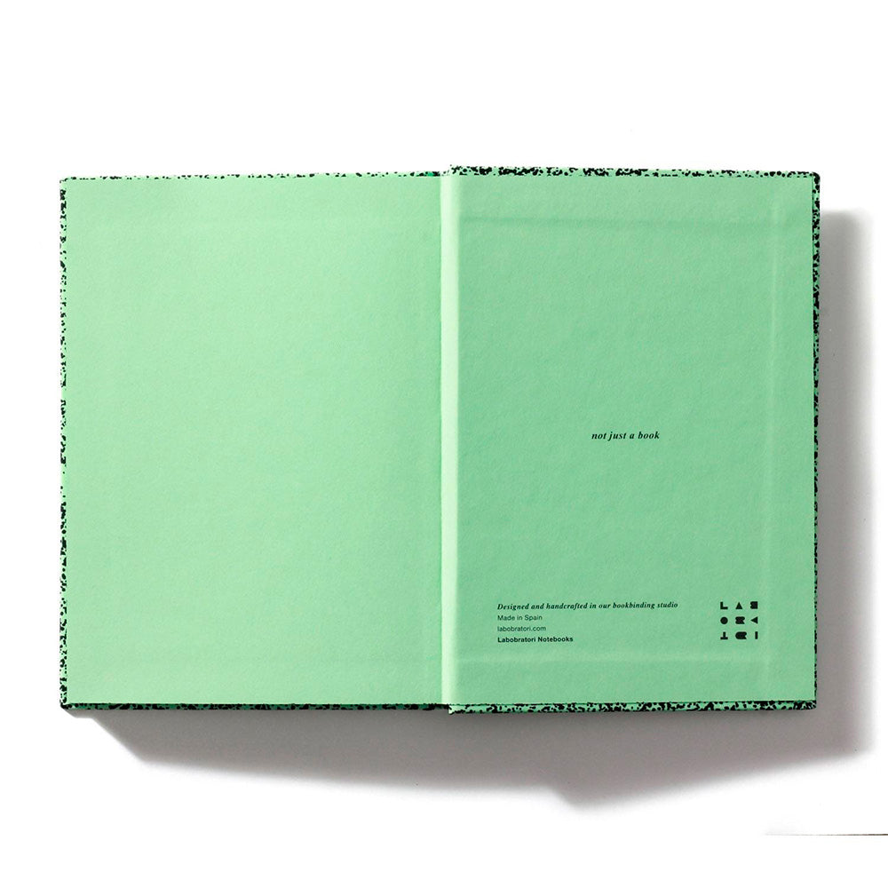 Cuaderno Spray Splash Verde Pálido Cubierta Dura