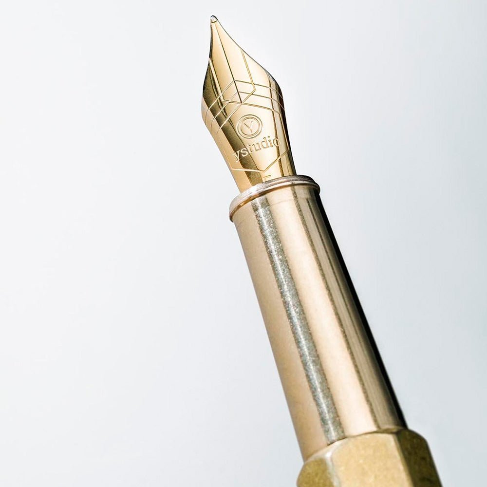 Classic Revolve Fountain Pen Brass M Nib