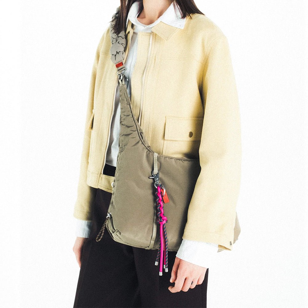 Sinnet Keychain Teal Pink