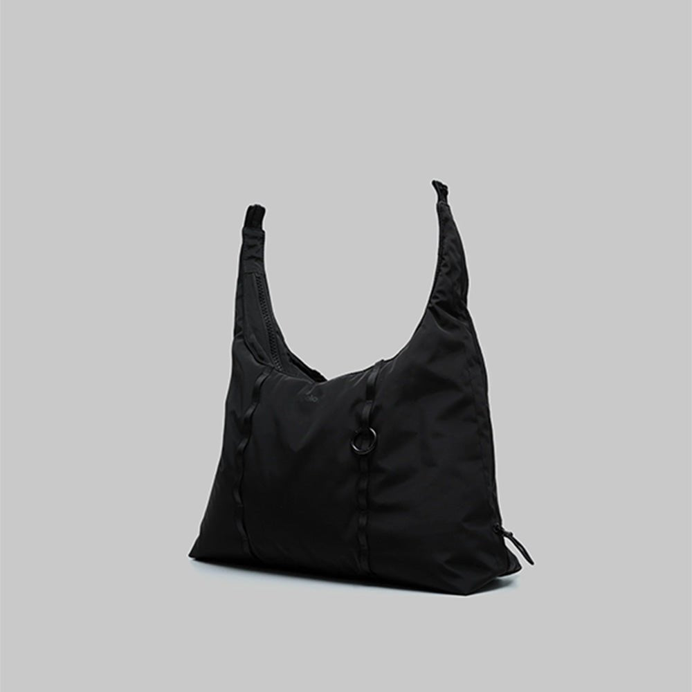 Cloud Hobo Medium Black Tech Sateen