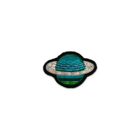 Saturno Broche Hecho a Mano