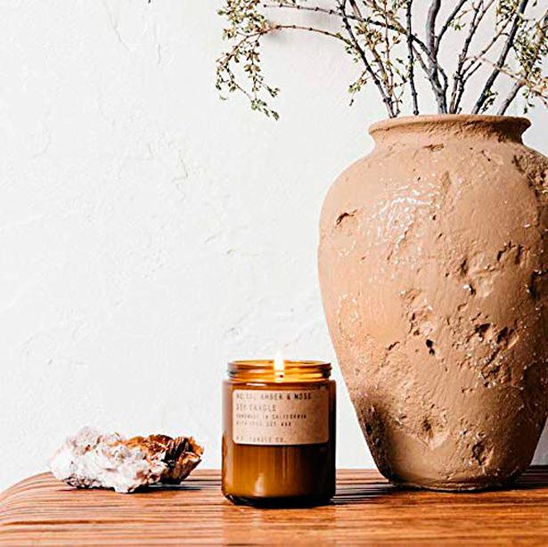 No. 11 Amber & Moss Soy Candle Standard