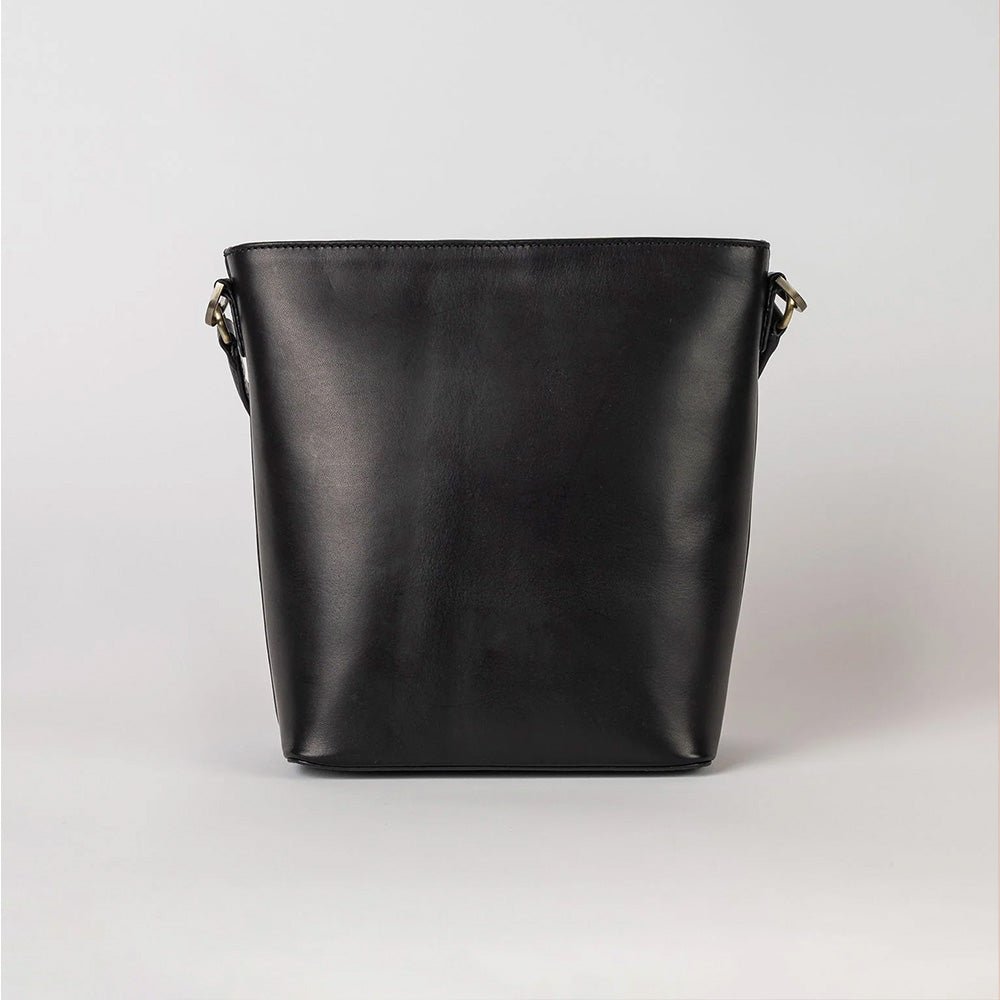 Bolso Bucket Bobbi Maxi Clásico Negro