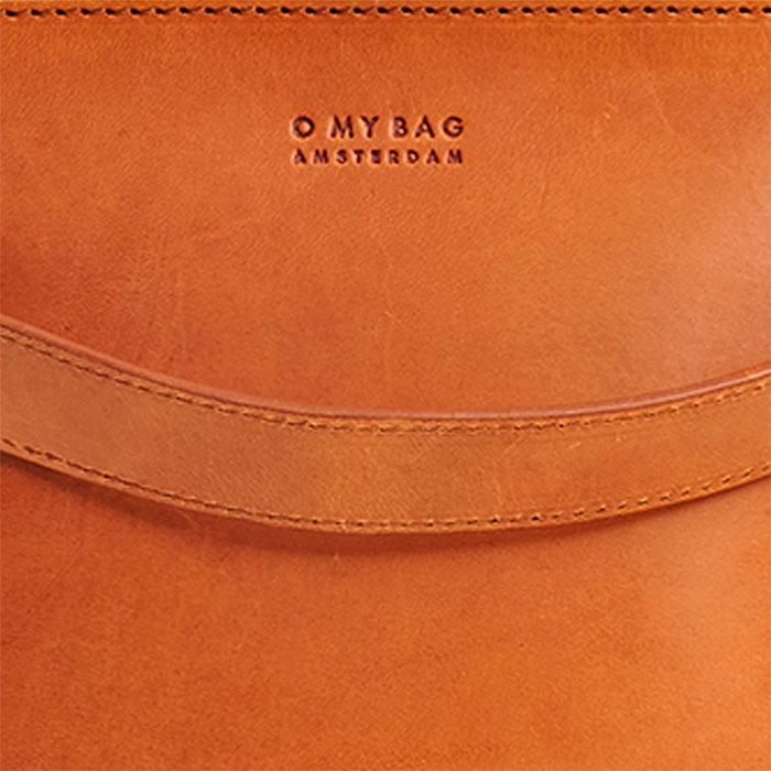 Bolso Bucket Bobbi Clásico Coñac