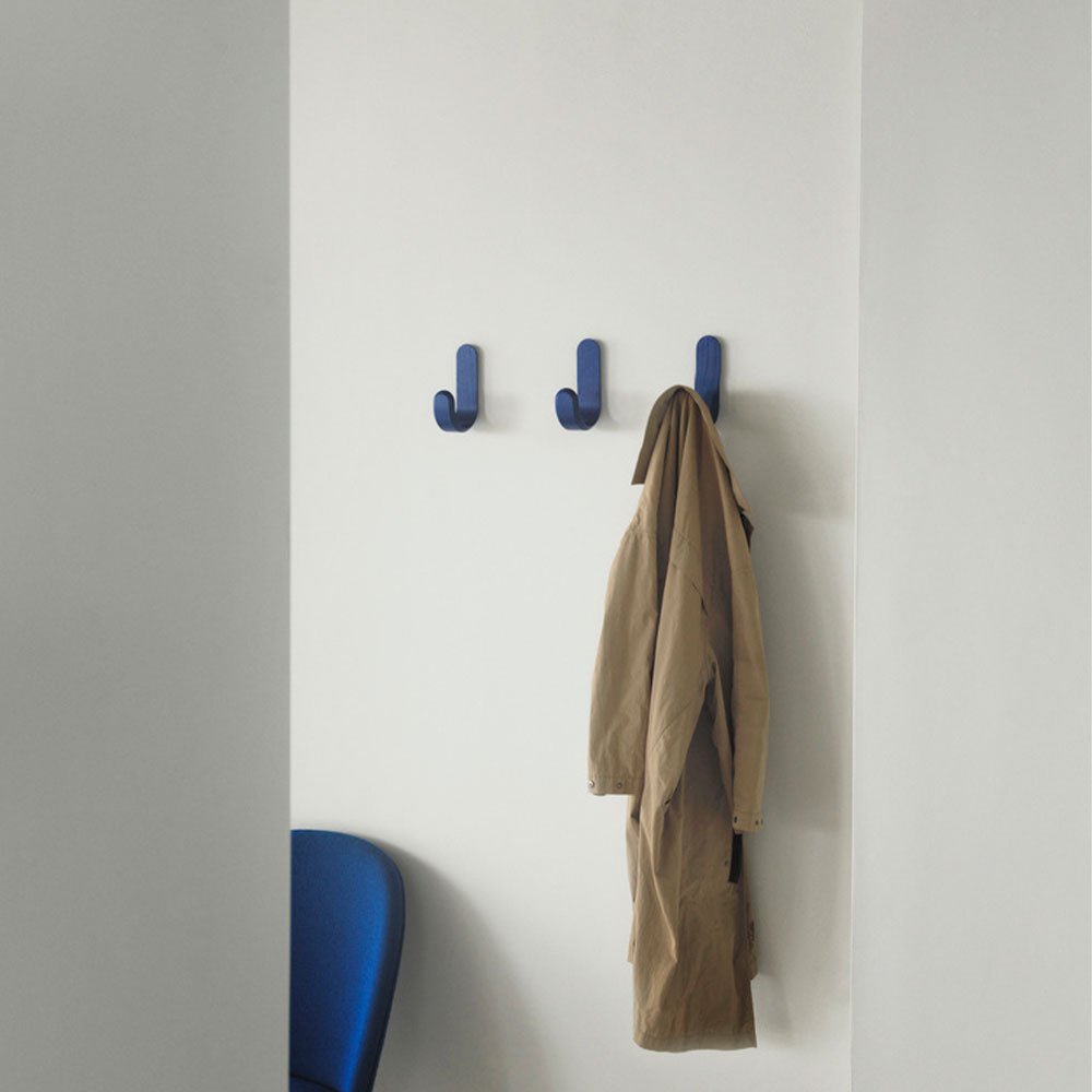 Curve Hook Blue