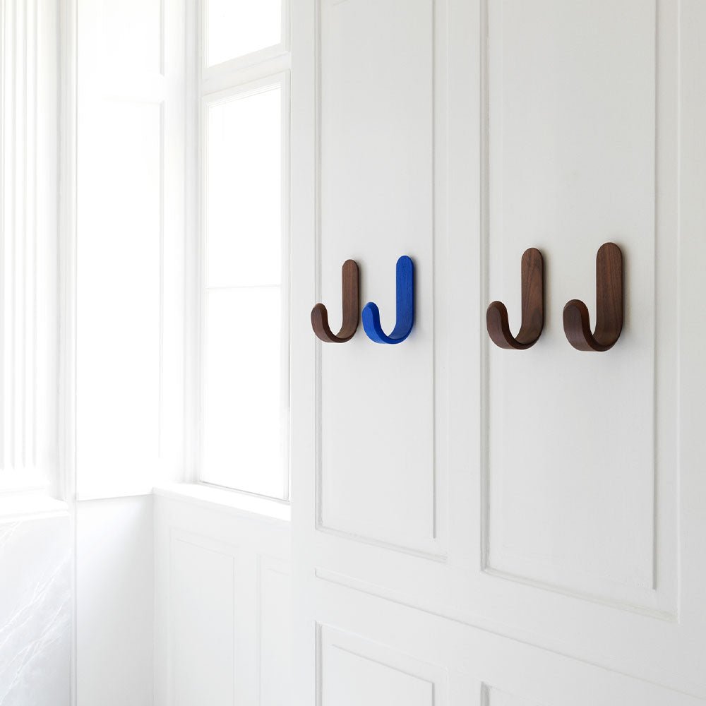 Curve Hook Blue