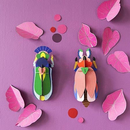 Décoration murale en forme de scarabée géant