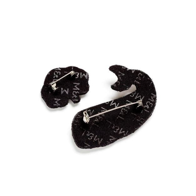 Moby Dick Hand-embroidered brooch