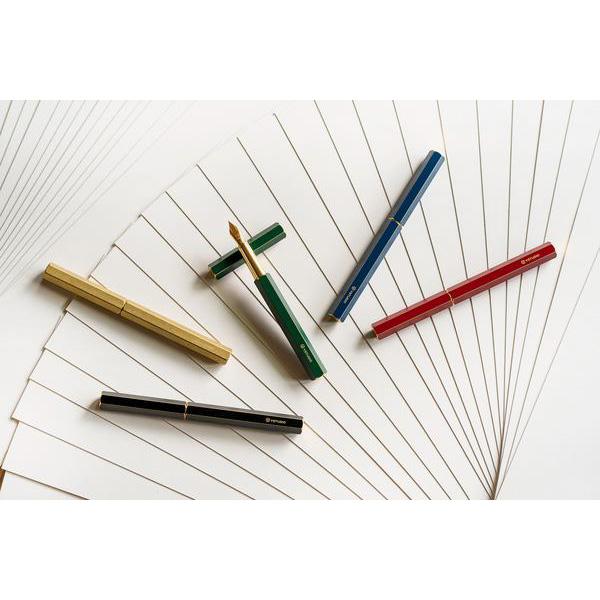 Pluma Classic Revolve (Rojo - Plumín F)
