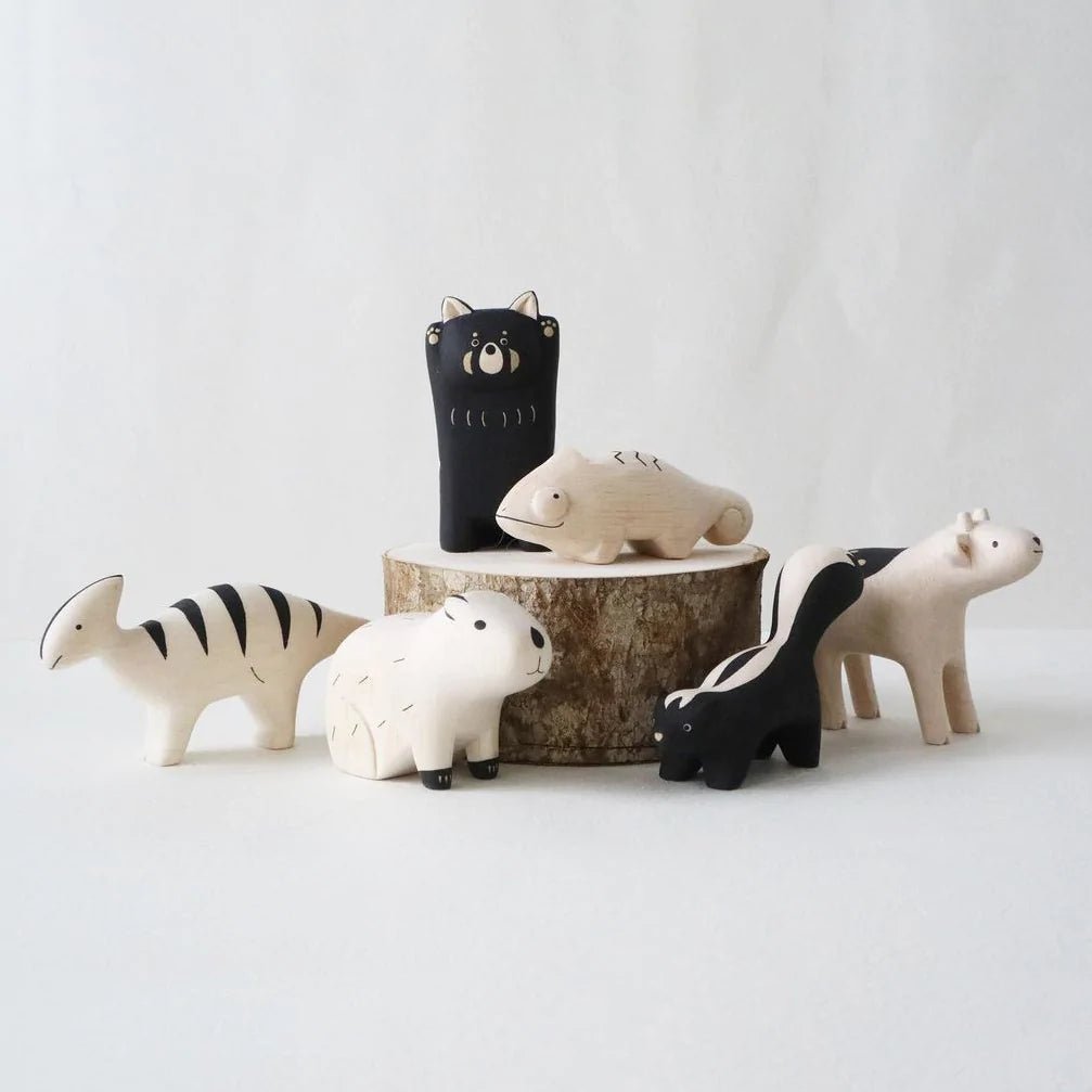 Pole Pole Wooden Animal Skunk