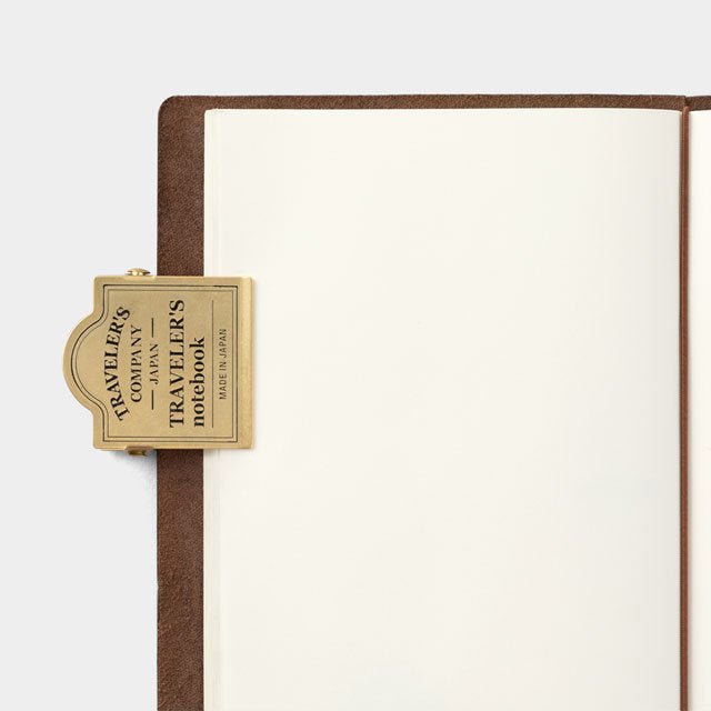 TRAVELER'S notebook Recharge 030 Clip Laiton Logo TRC