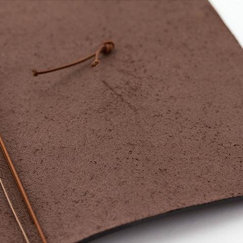 TRAVELER'S notebook - Tamaño Regular Marrón