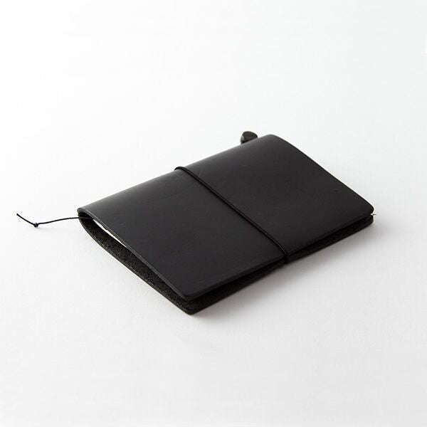 TRAVELER'S notebook - Format Passeport Noir