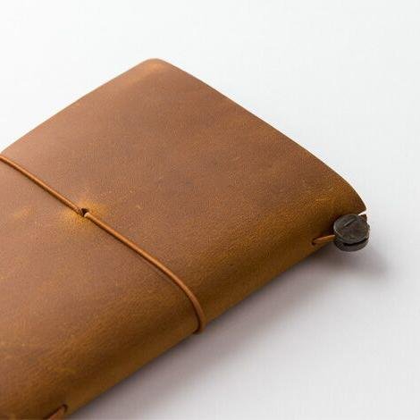 TRAVELER'S notebook - Taille Passeport Camel