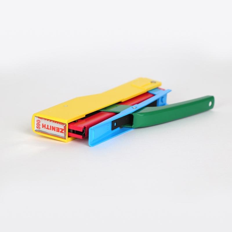 Grapadora 590/15 Multicolor
