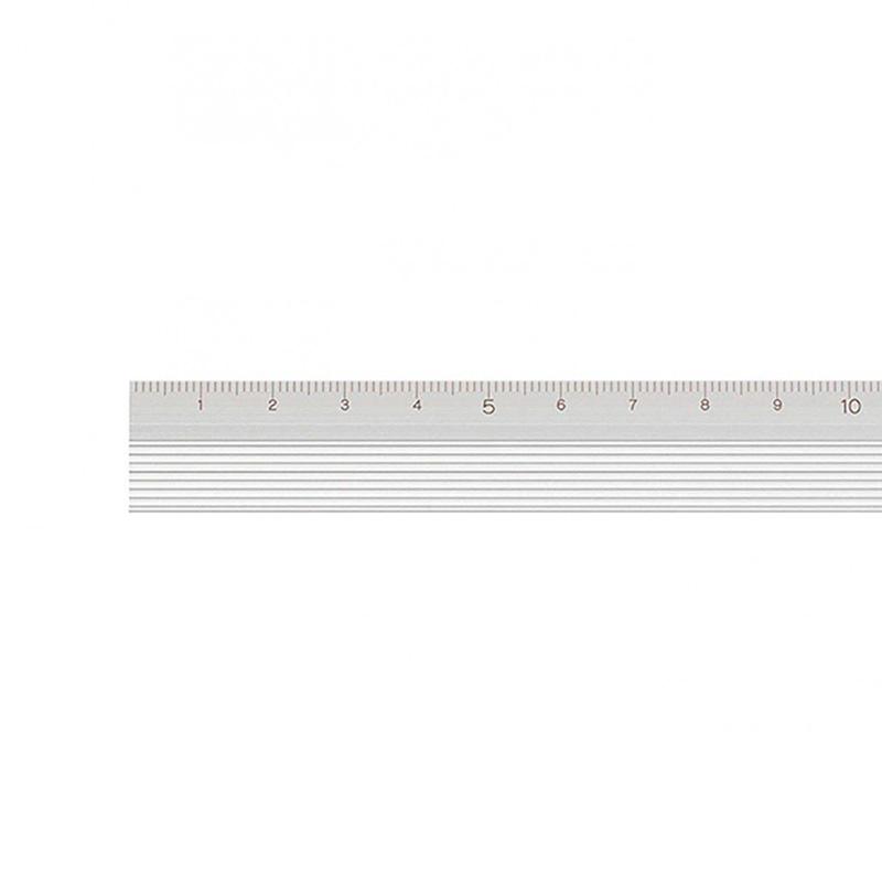 Règle en aluminium argenté de 15 cm