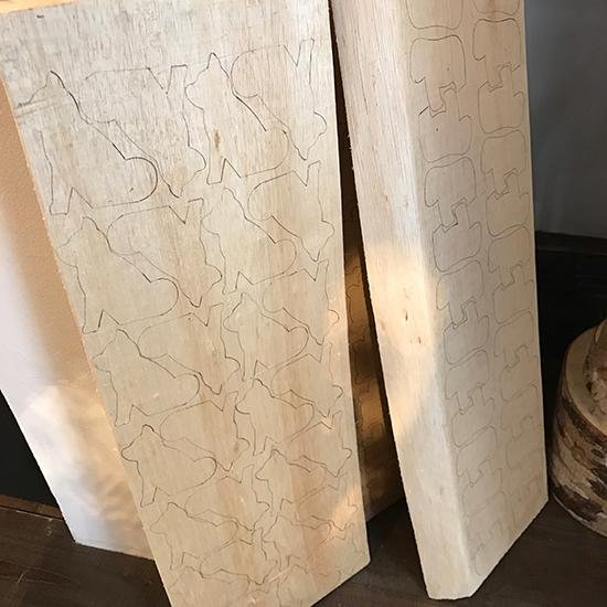 Pole Pole Wooden Animal White Cat
