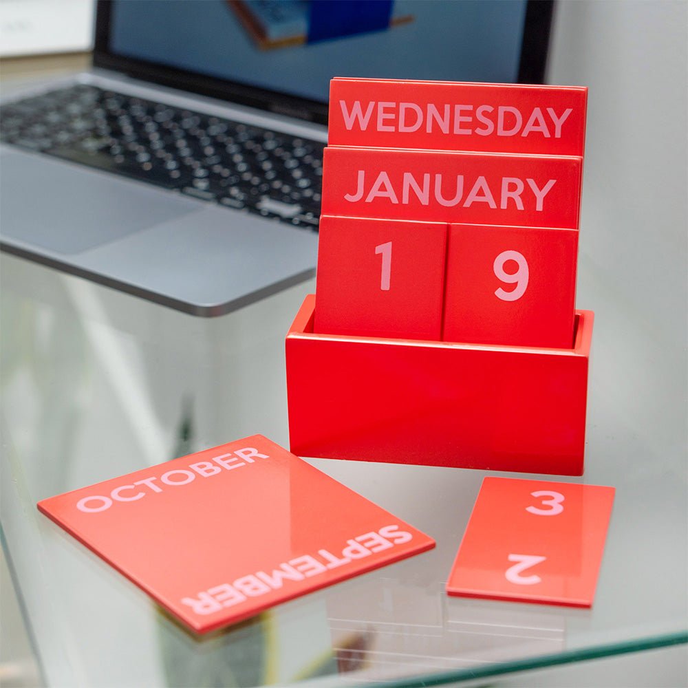 Calendario Perpetuo Pequeño Full Color Rojo