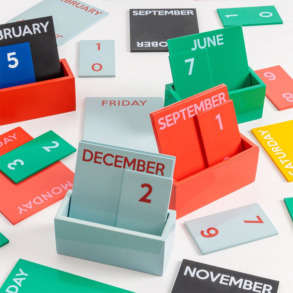 Calendario Perpetuo Pequeño Full Color Rojo
