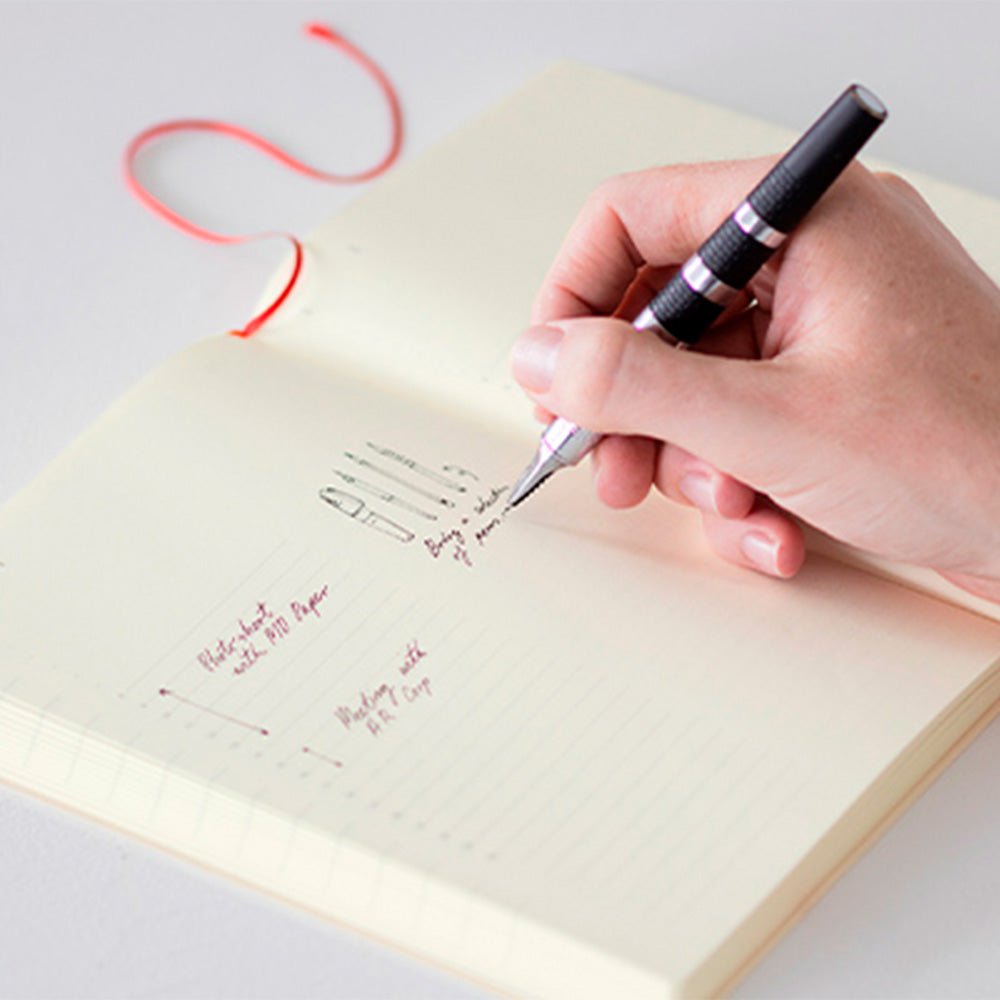 MD Notebook Diary A5 Monthly Block + 1 Day 1 Page 2026