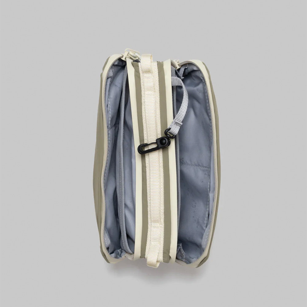 Bottle Sacoche Medium Moss Putty Papery