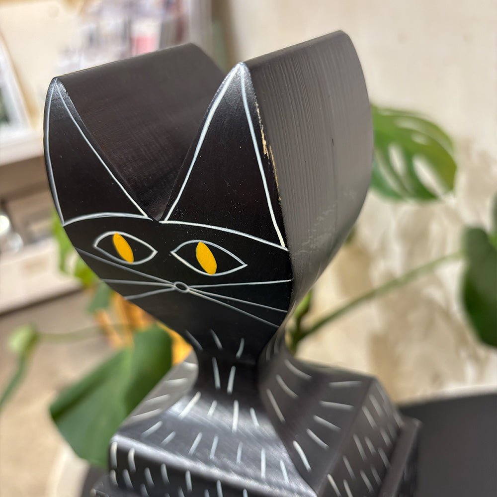 Wooden Doll Gato Grande
