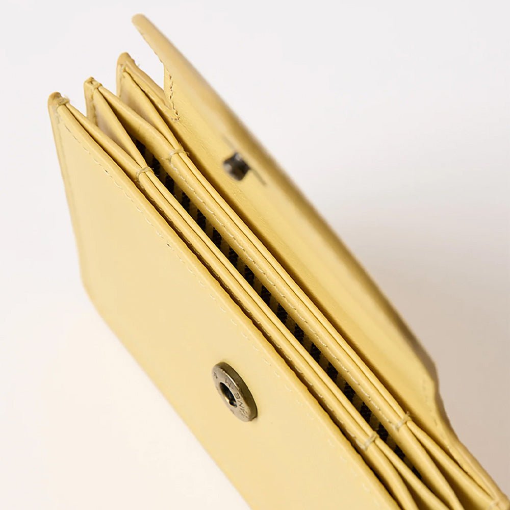 Portefeuille classique en cuir jaune beurre Harmonica