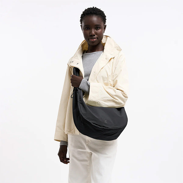 Moon Bag Ruffle Black