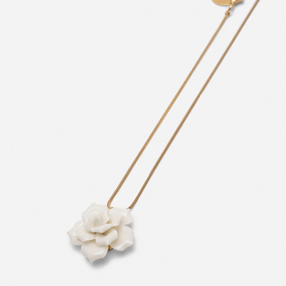 Rose Pedant White