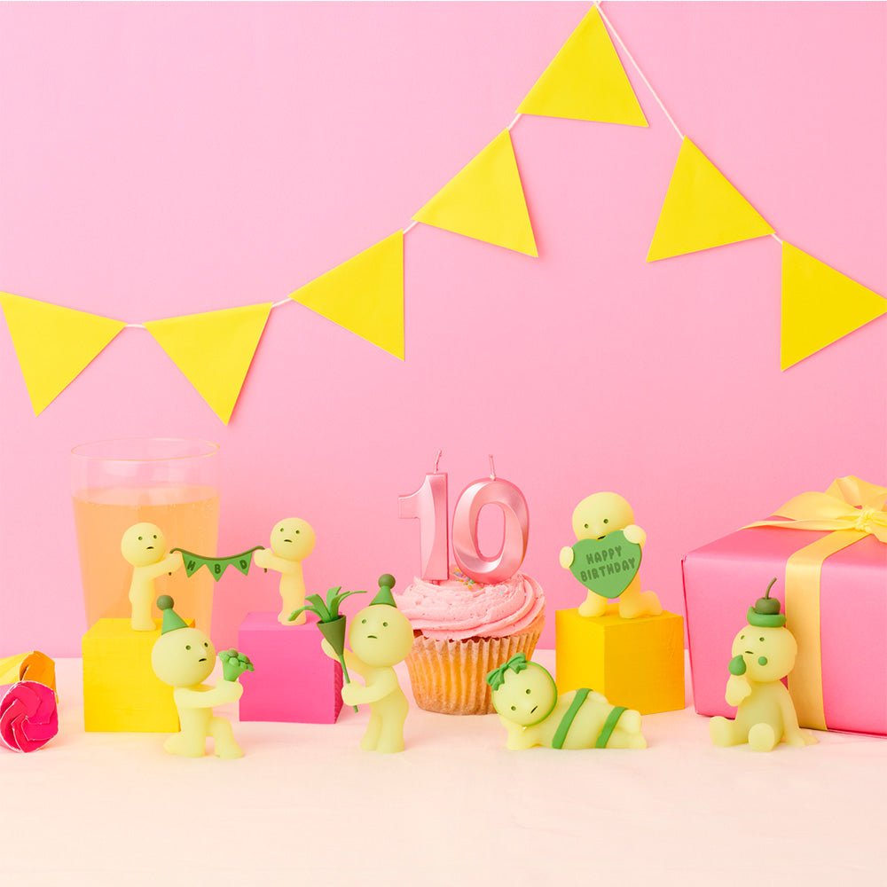 Smiski Brilla en la Oscuridad Serie Birthday