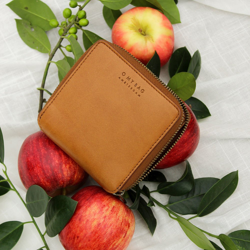 Portefeuille Sonny Square Apple En Cuir Cognac