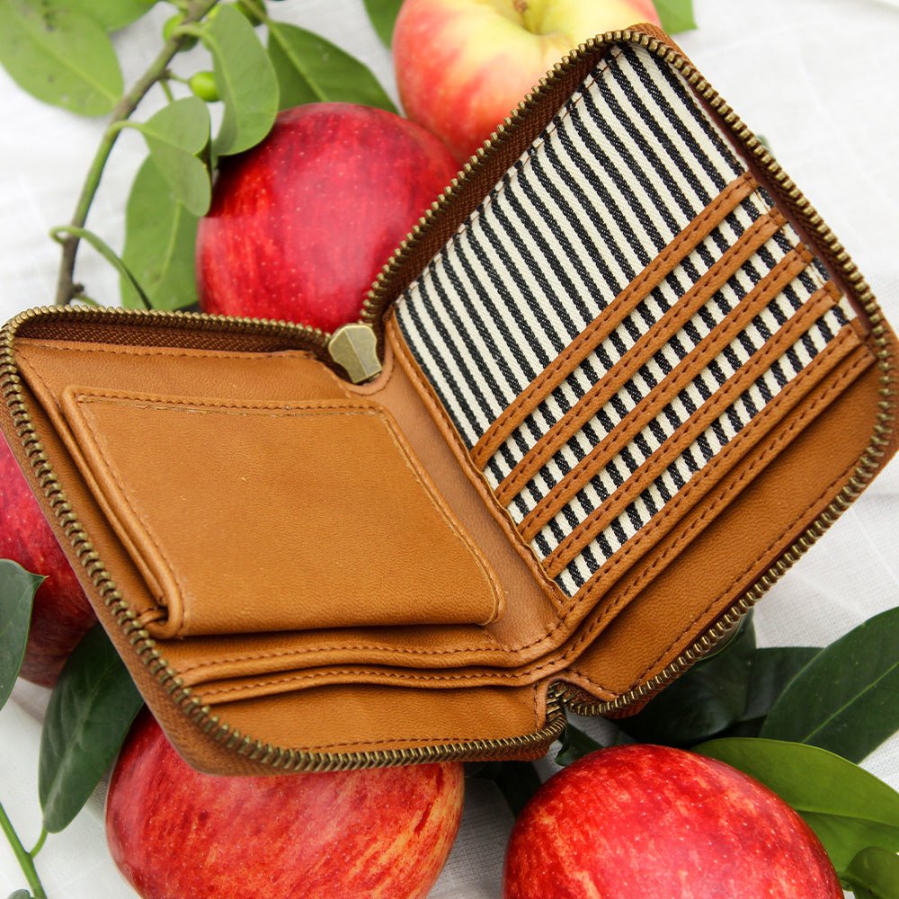 Portefeuille Sonny Square Apple En Cuir Cognac